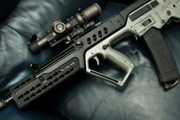 开云体育下载-库里三分暴雨倾泻北岸花园，黄蜂末节惊雷扑灭绿军