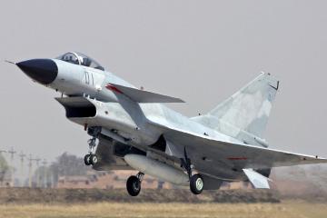 开云体育下载-欧冠决赛焦点战，猛龙连续得分狂潮压制新疆队，勇夺桂冠