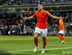 开云体育在线-皇马横扫瑞典，德利赫特送出助攻