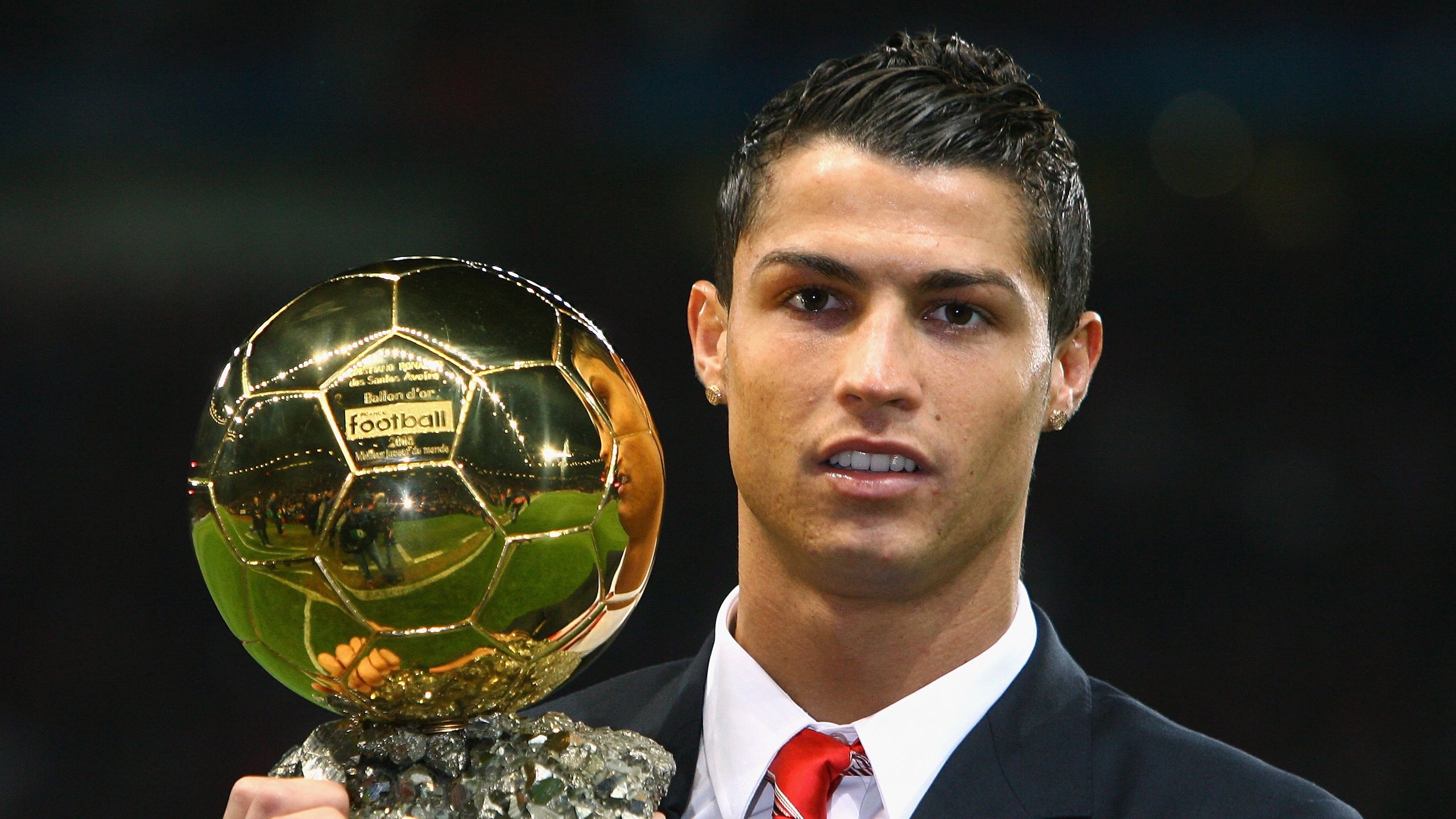 开云体育在线-黄喜灿一击致命破雨幕，悬念提前四十分钟终结