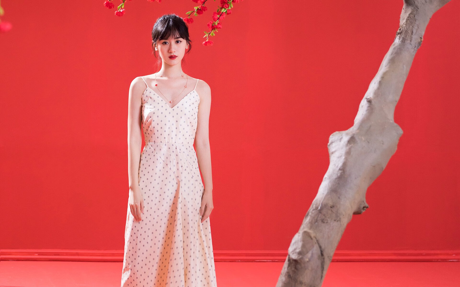 开云体育中国-欧冠巅峰战，黄蜂群起刺破猛龙防线，加时鏖战力夺桂冠