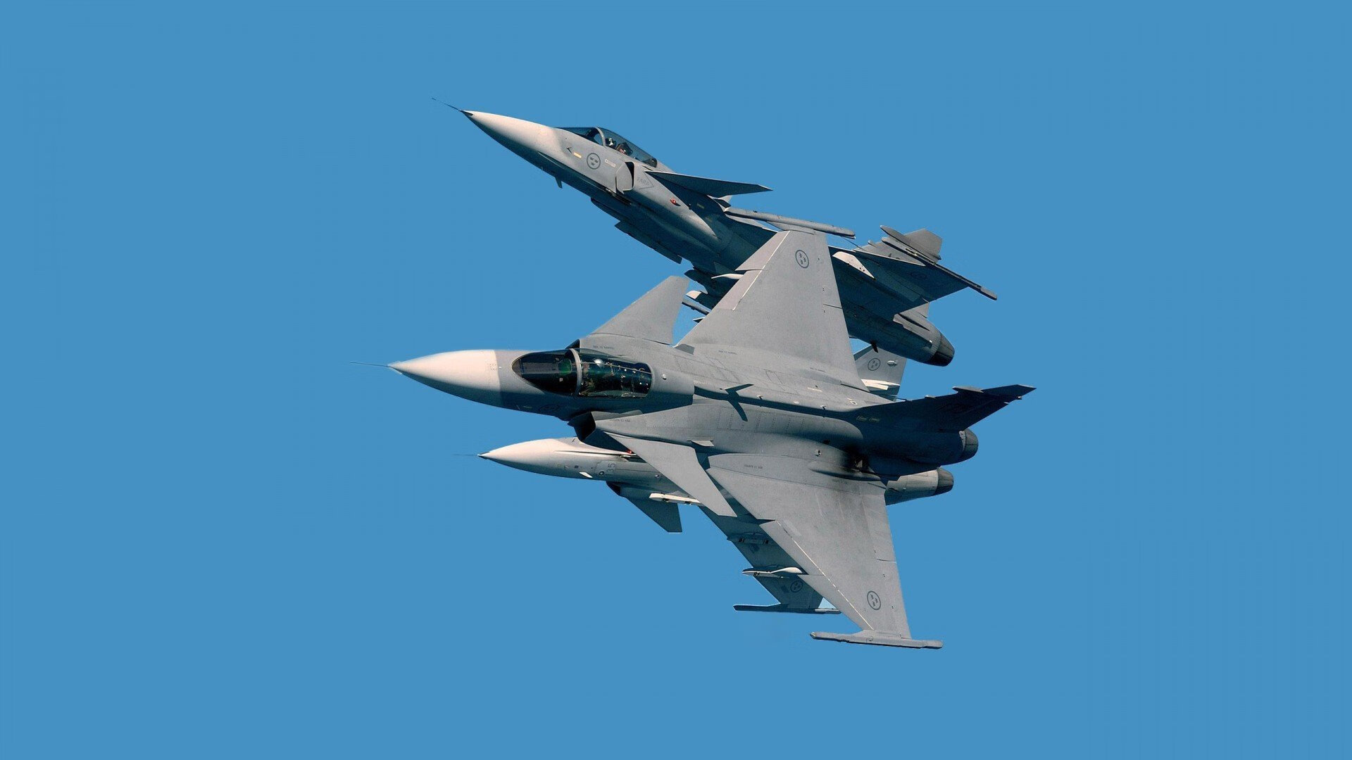 开云体育官网-闪电战与定海神针，莱比锡红牛的速胜哲学与范戴克的孤独守卫